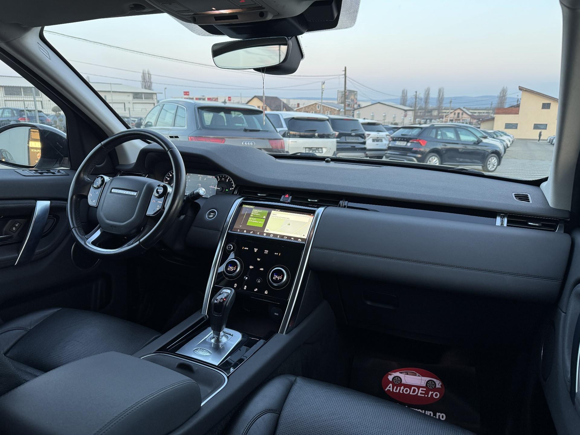 Land Rover-Discovery Sport