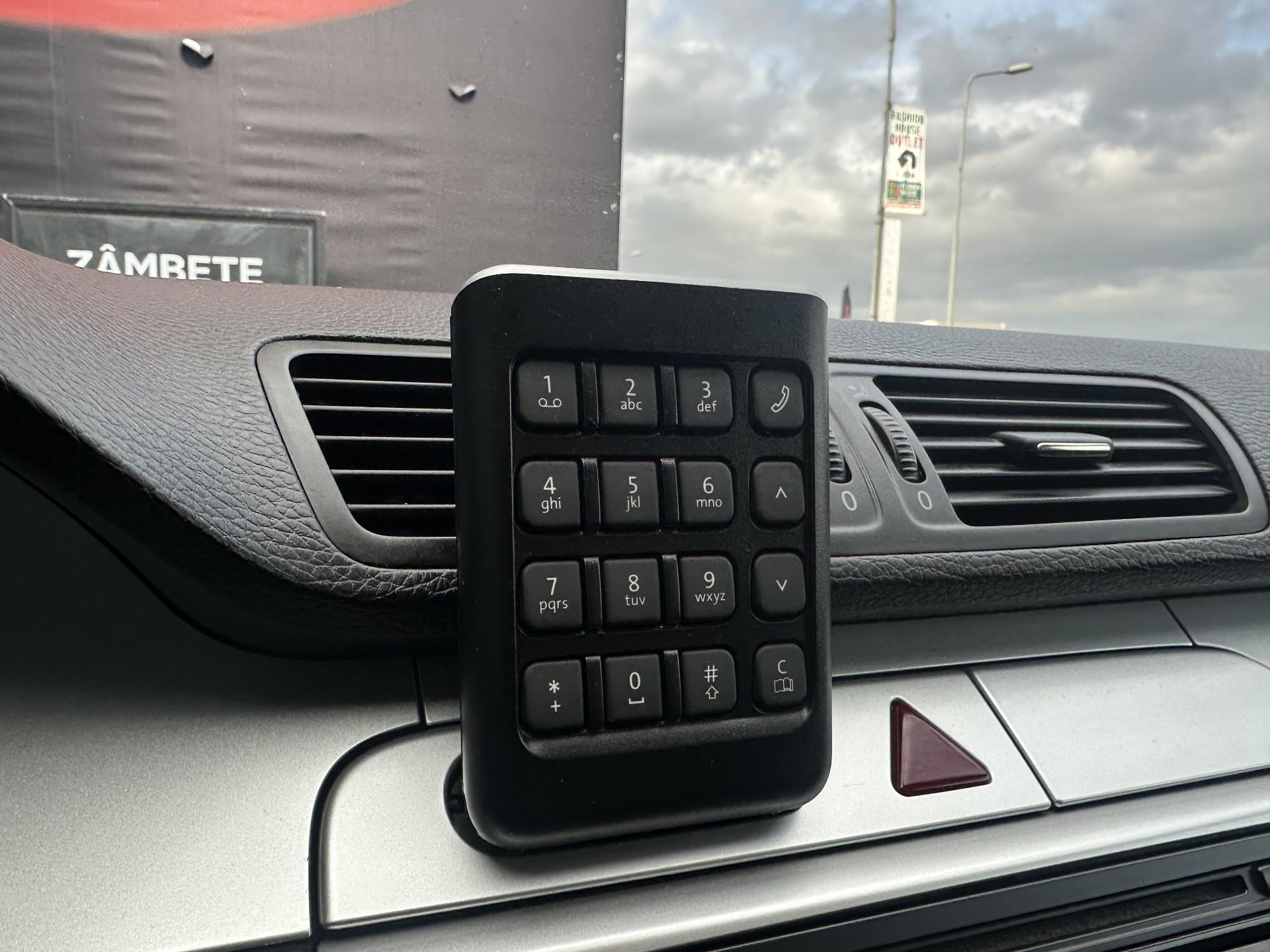 Volkswagen-Passat CC