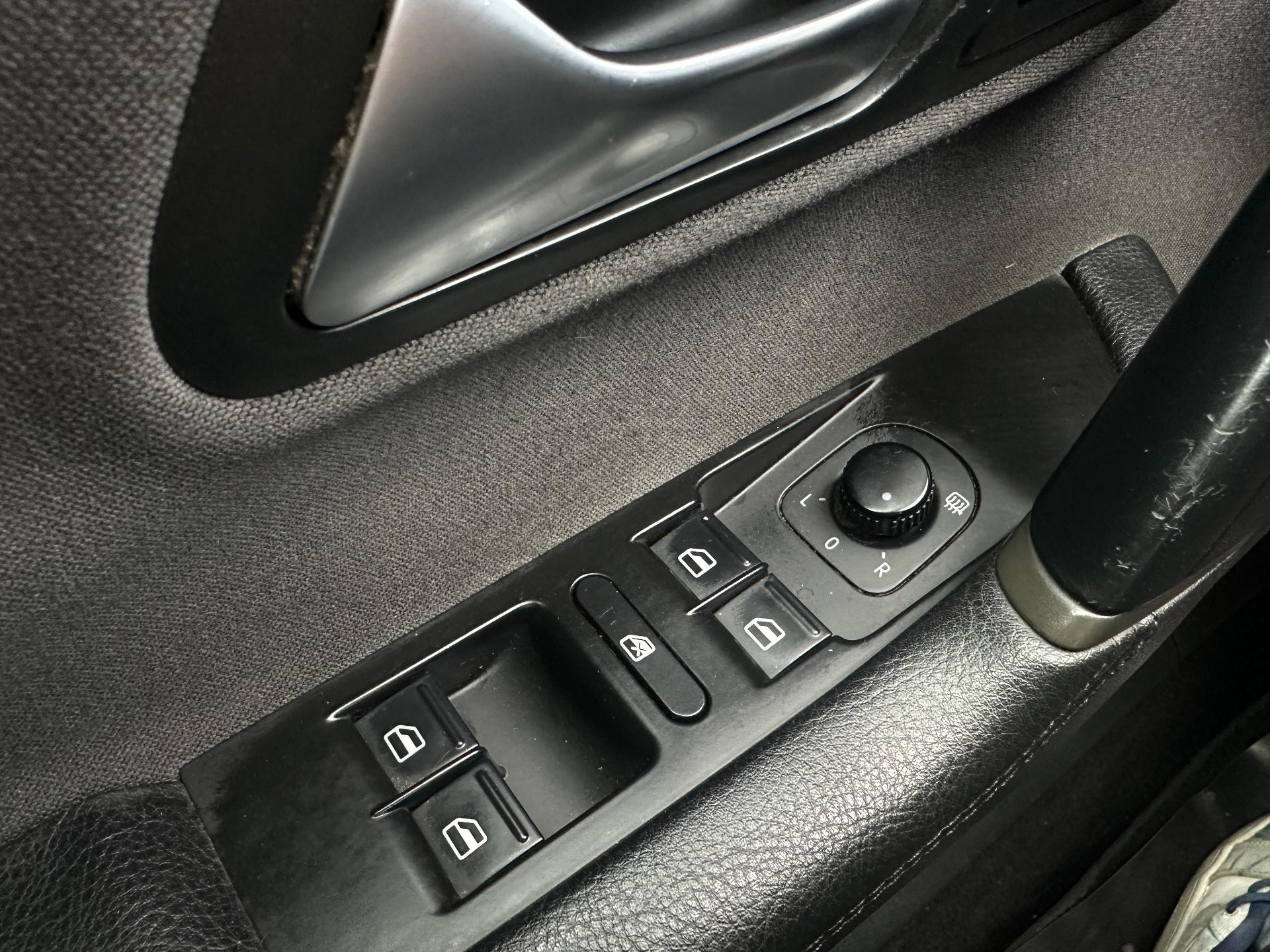 Volkswagen-Passat CC