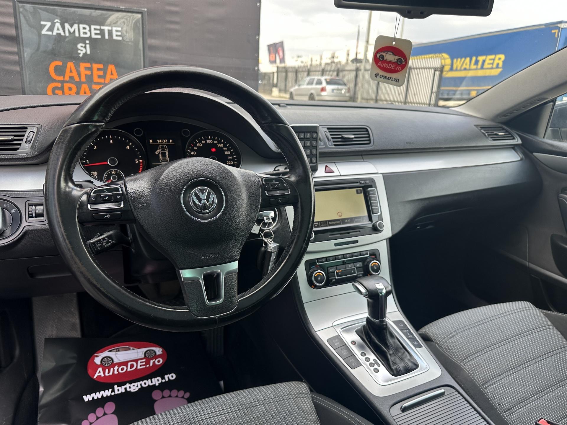 Volkswagen-Passat CC