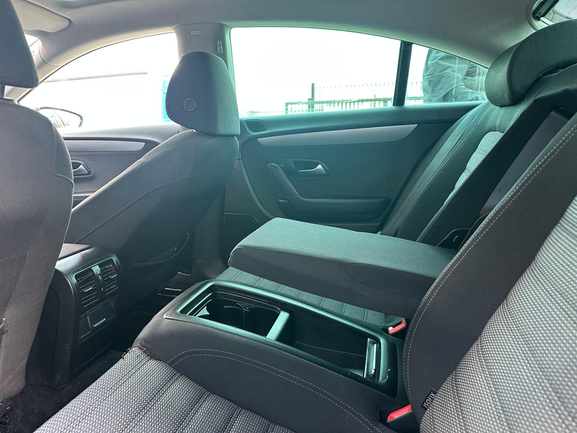 Volkswagen-Passat CC