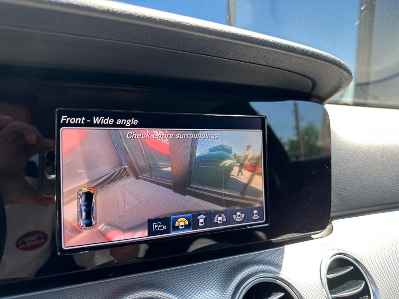 Car Thumb
