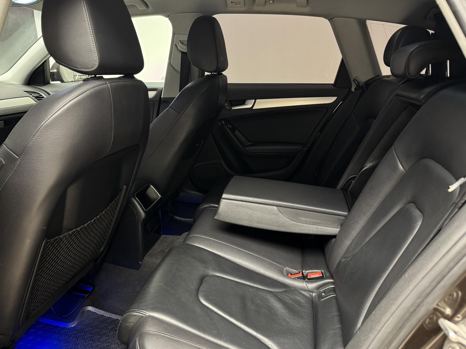 Audi-A4