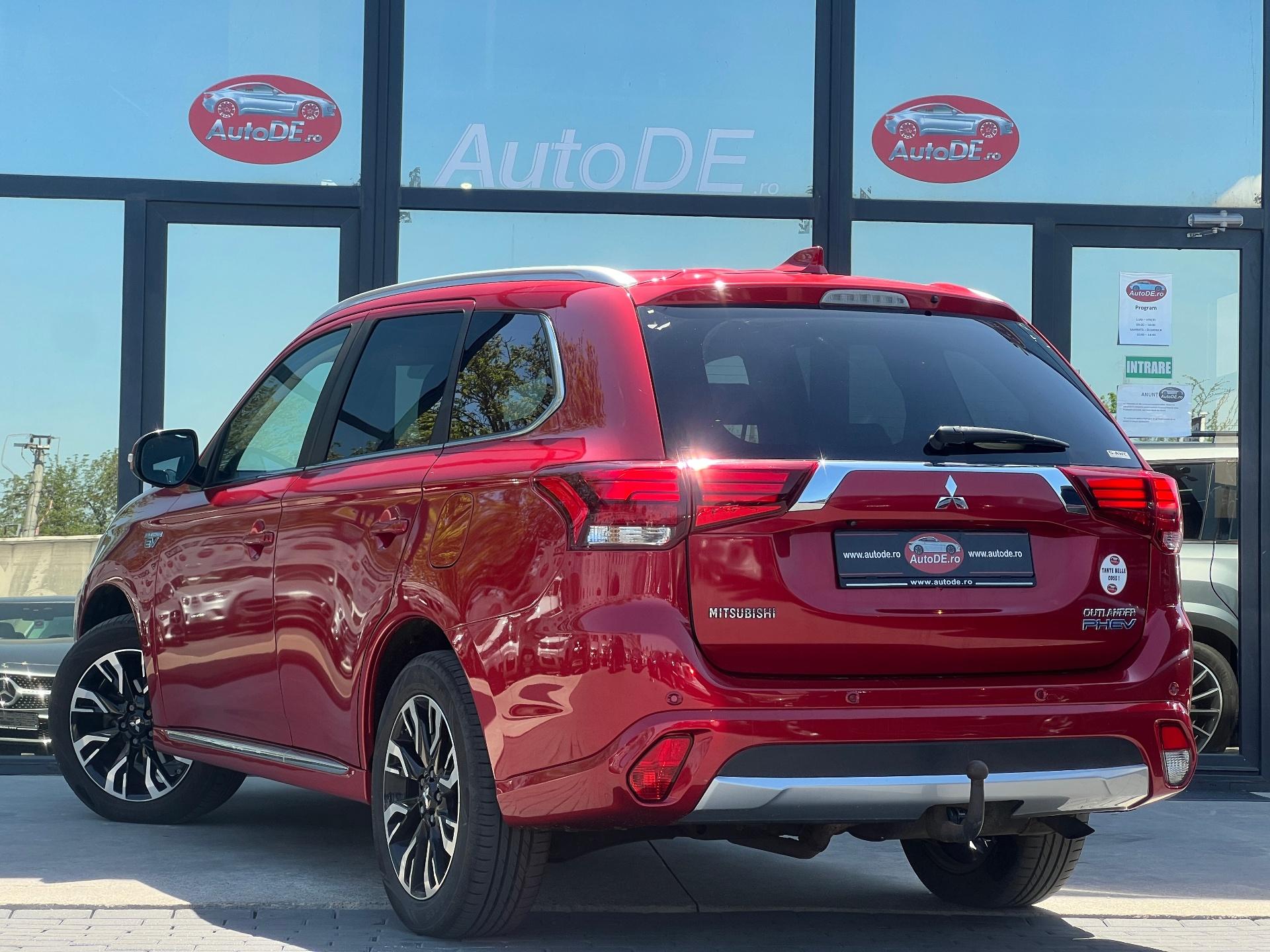 Mitsubishi-Outlander