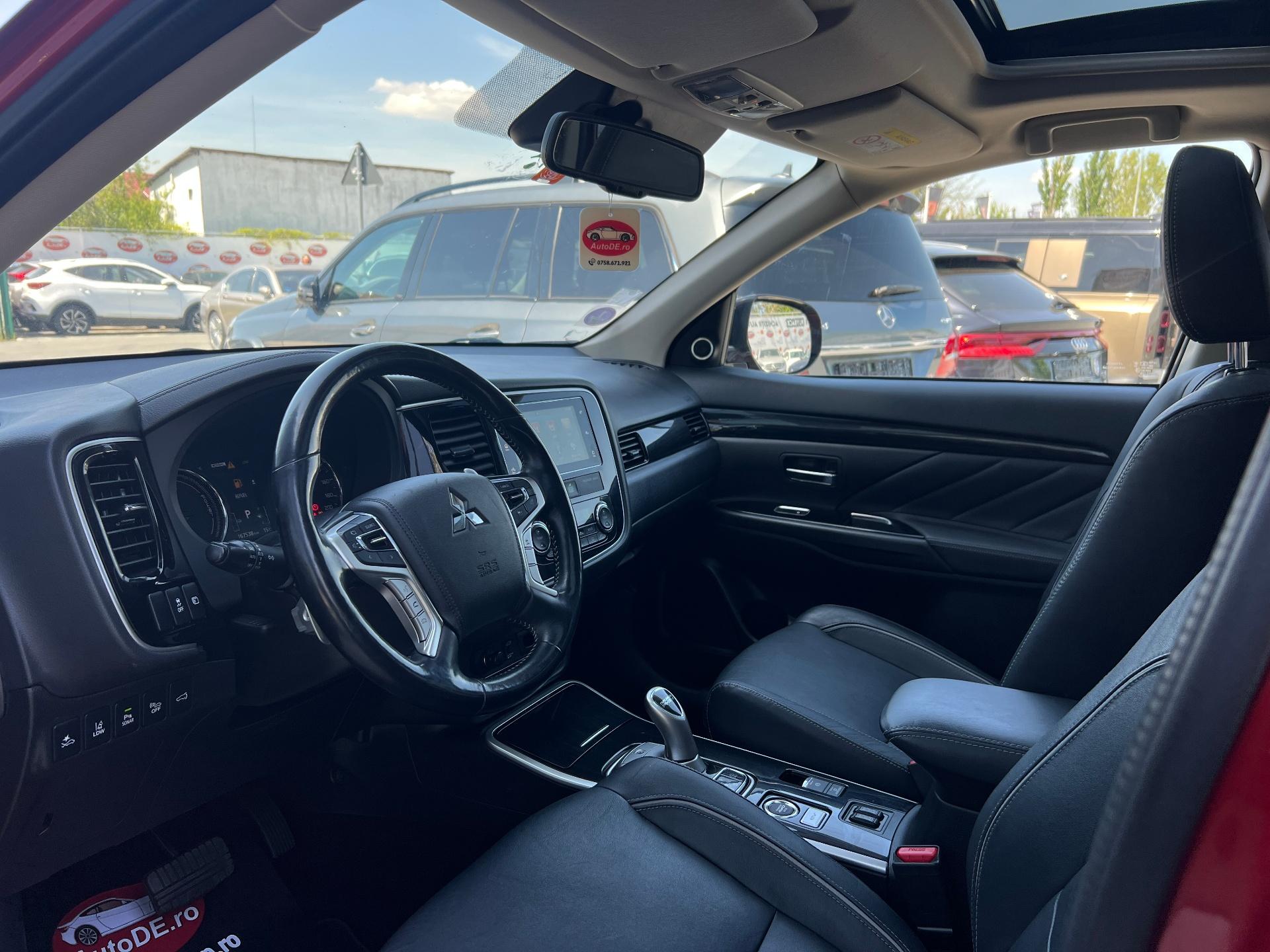 Mitsubishi-Outlander