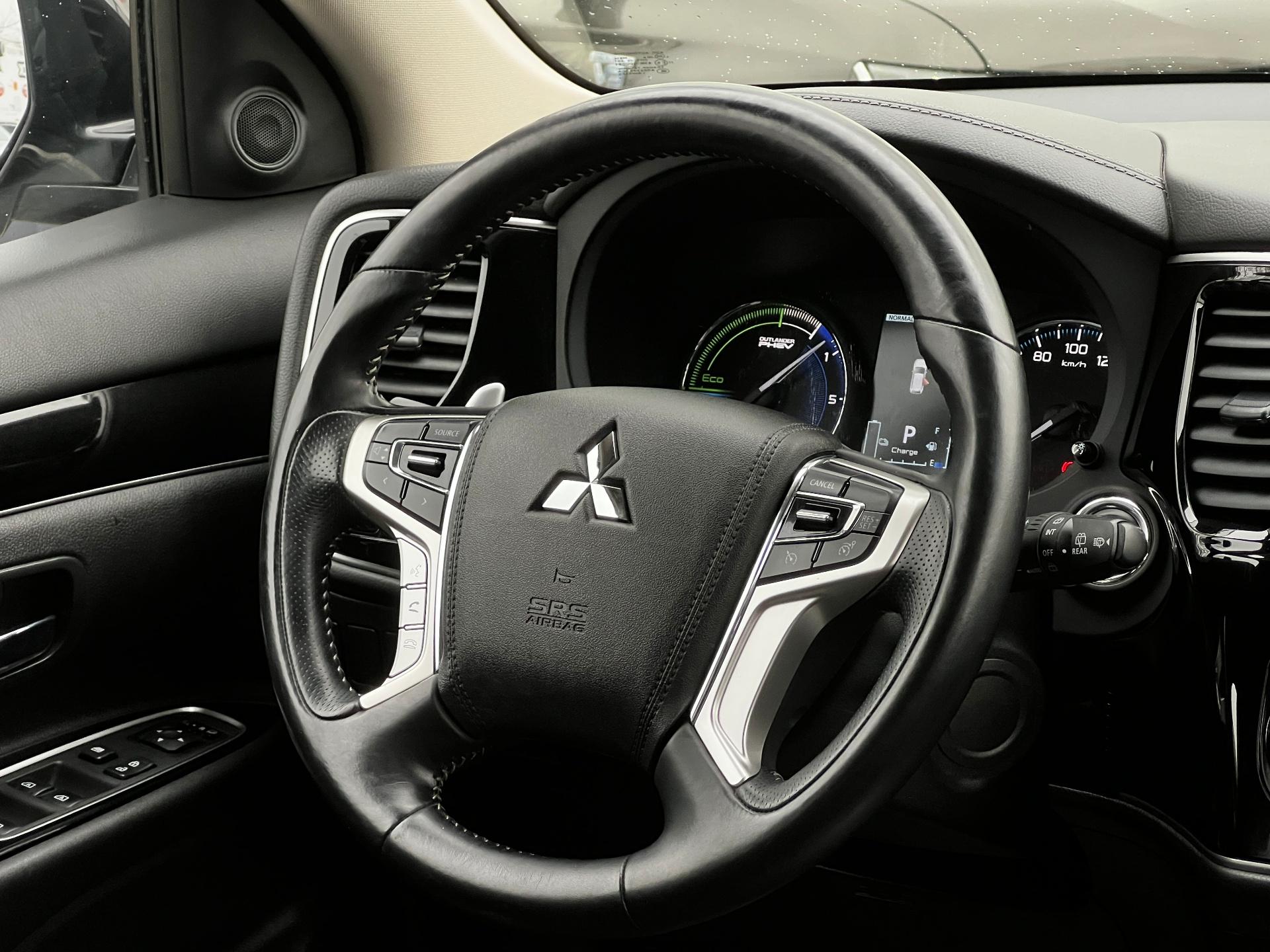 Mitsubishi-Outlander