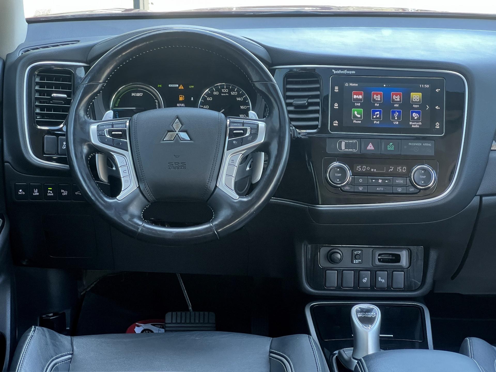 Mitsubishi-Outlander