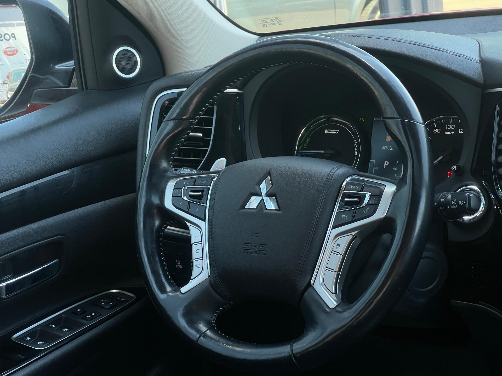 Mitsubishi-Outlander