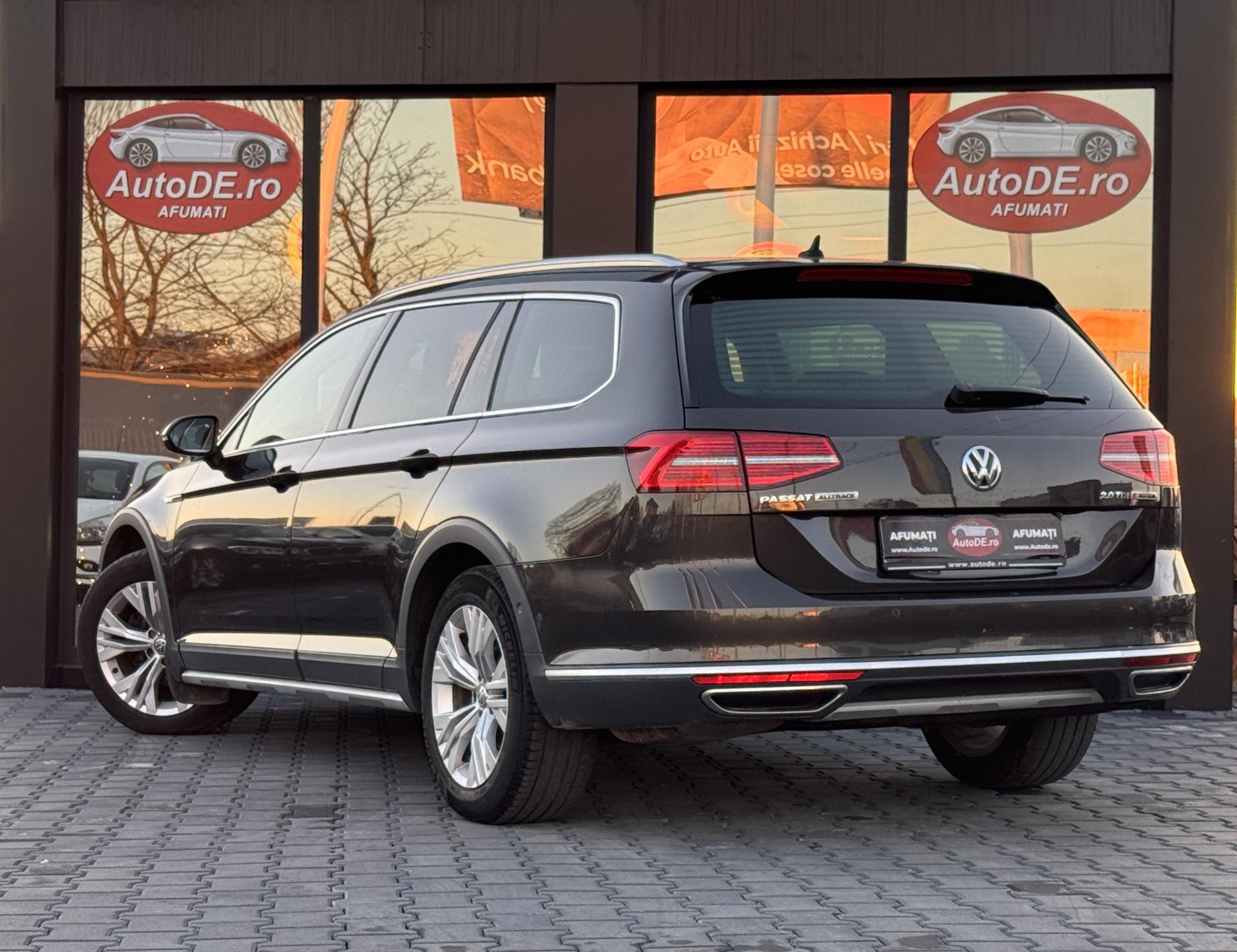Volkswagen-Passat Alltrack