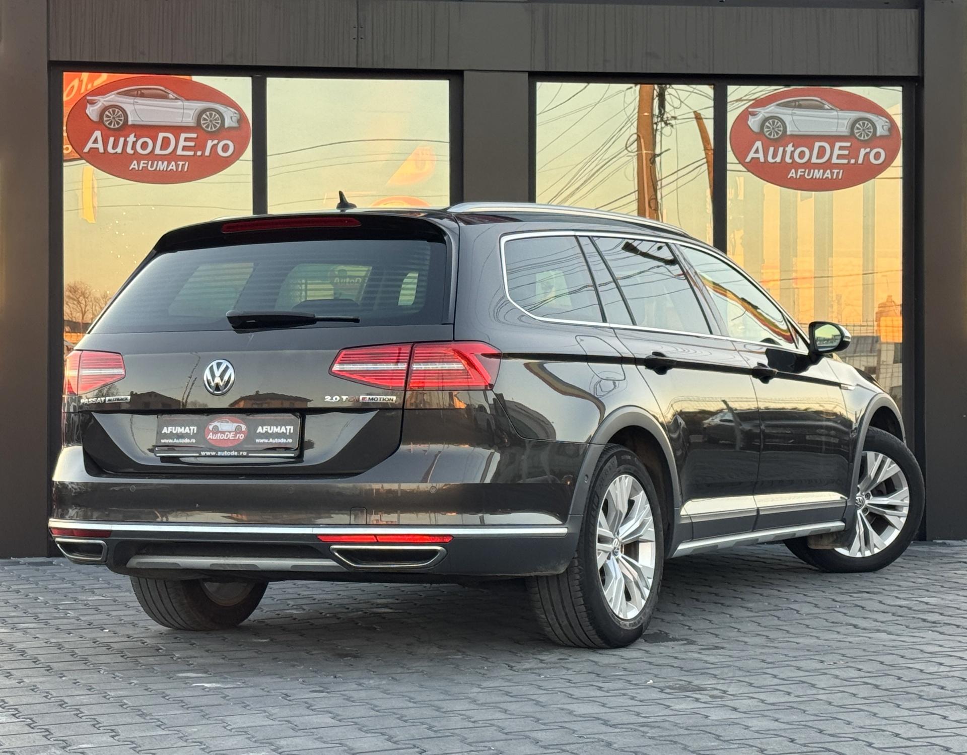 Volkswagen-Passat Alltrack