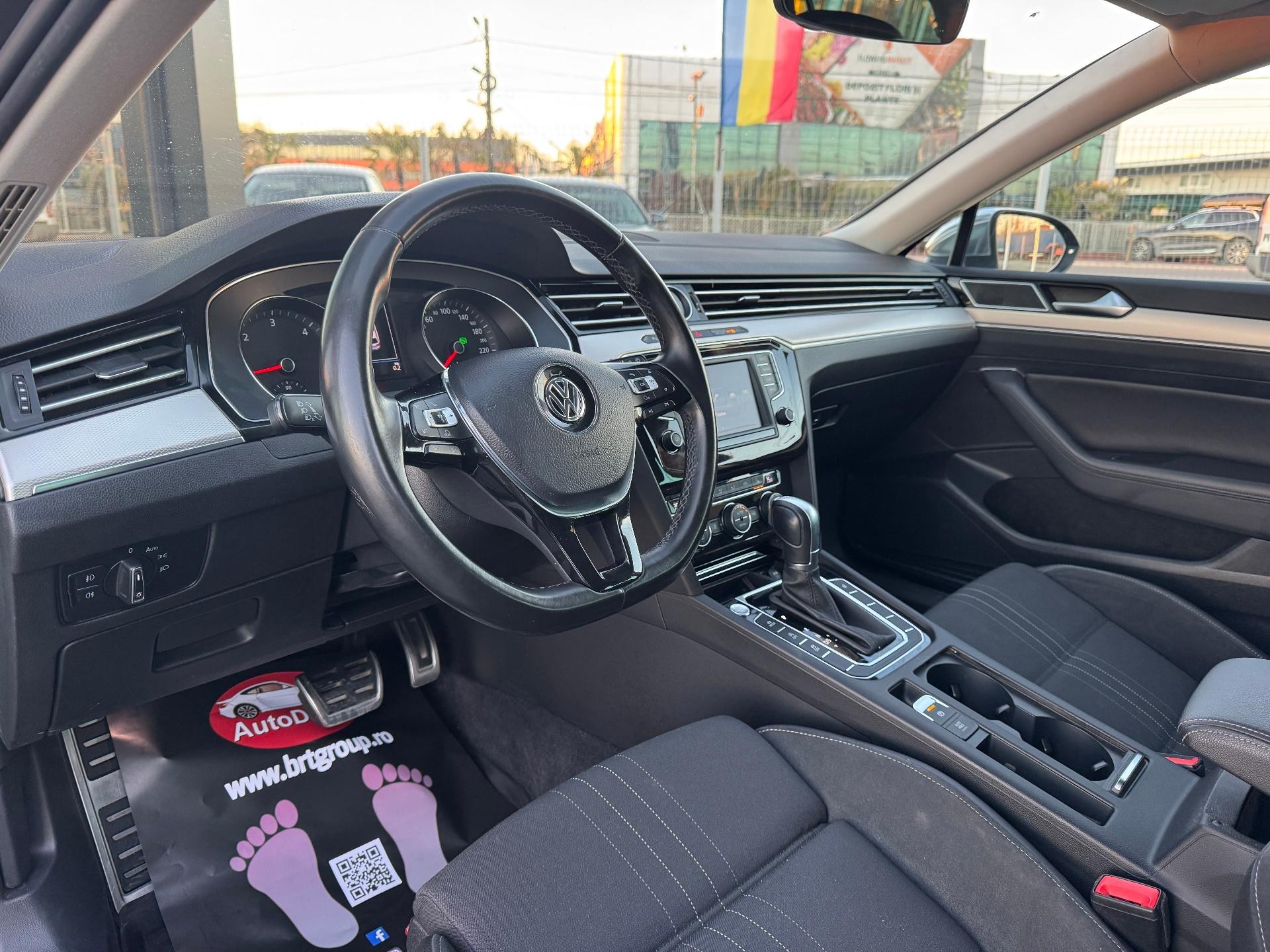 Volkswagen-Passat Alltrack