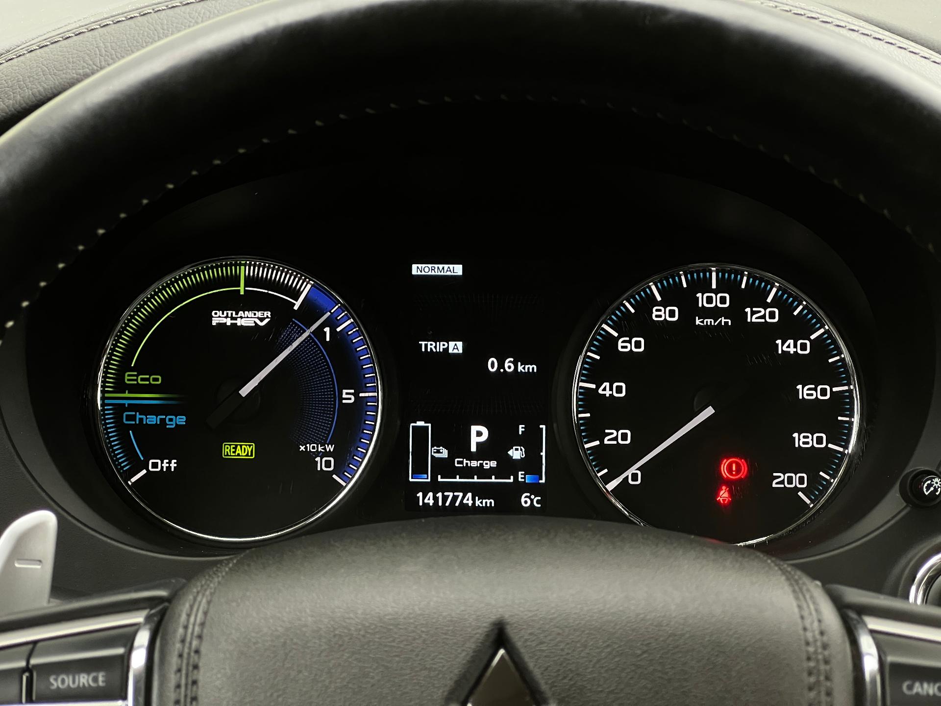 Mitsubishi-Outlander