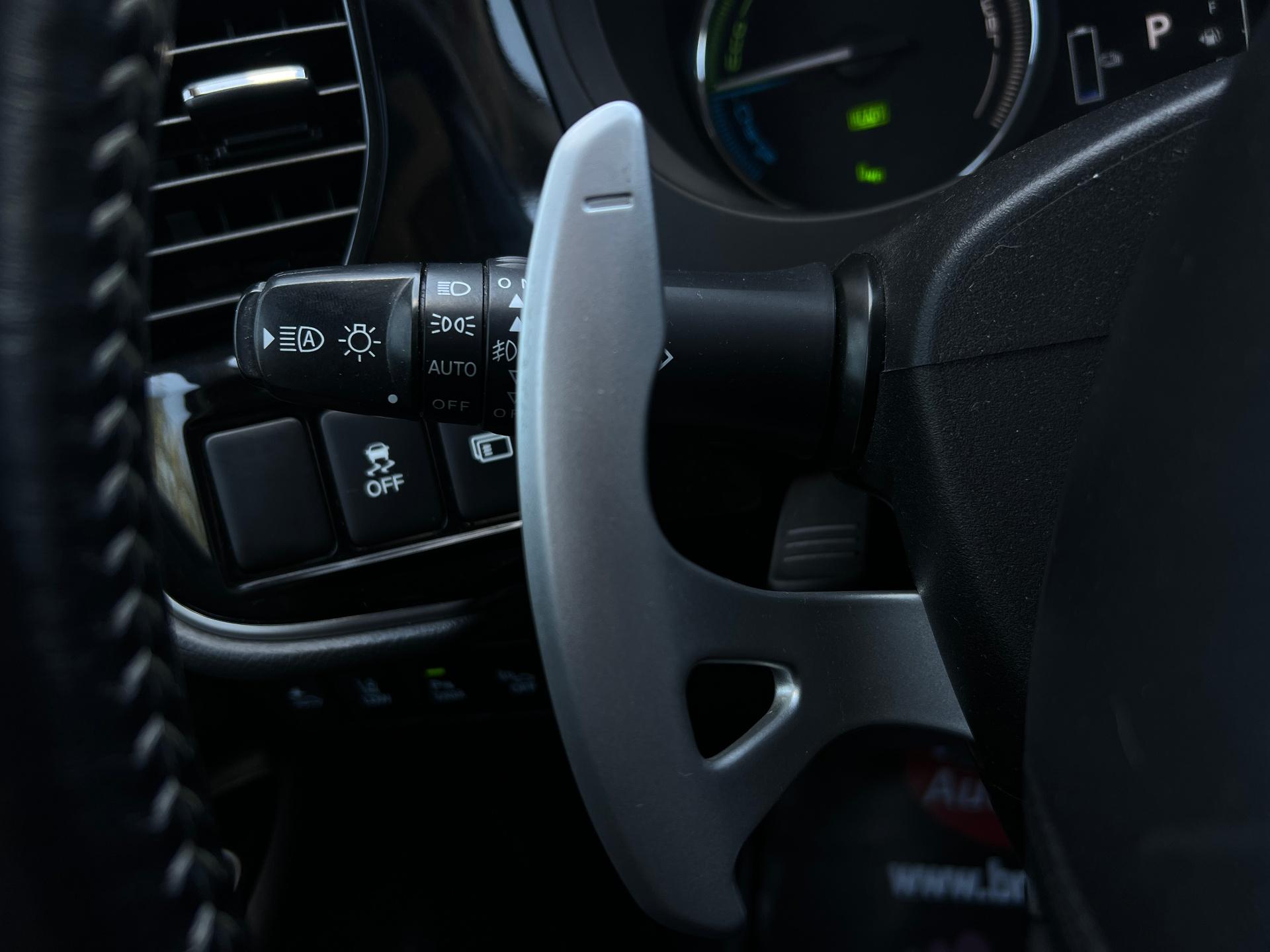 Mitsubishi-Outlander