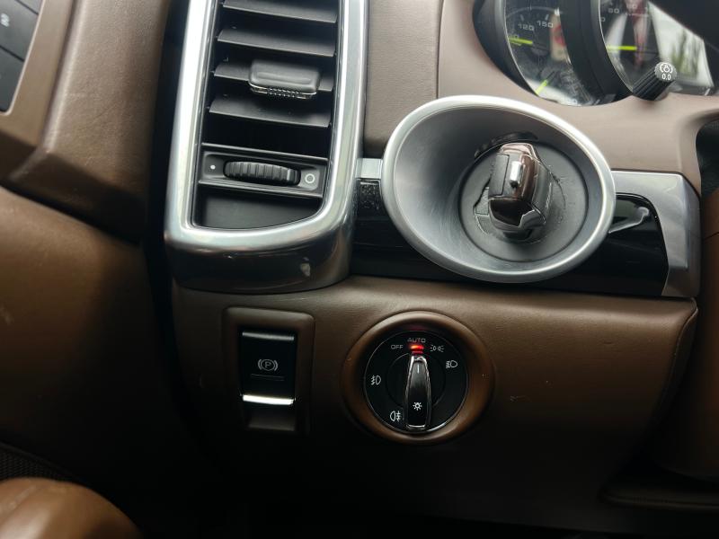Car Thumb
