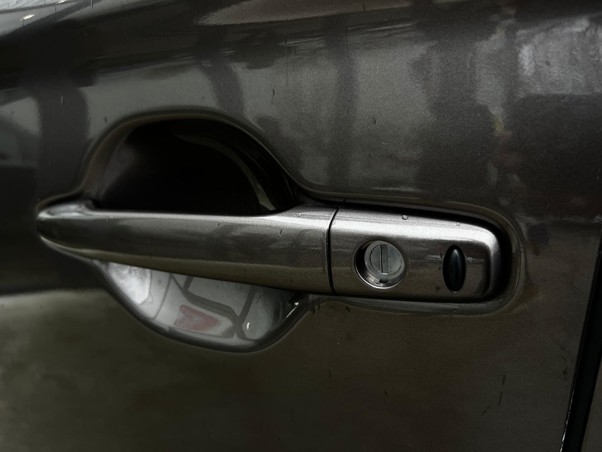 Mitsubishi-Outlander