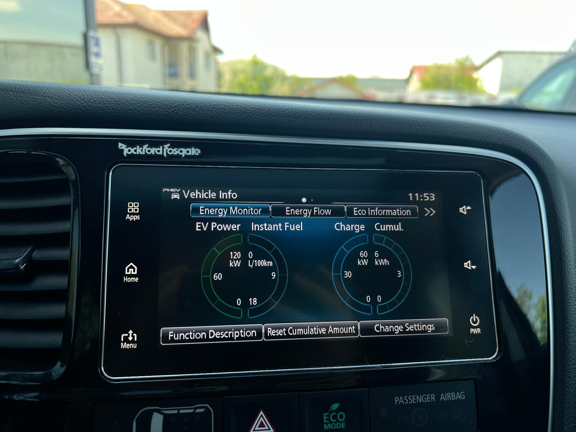 Mitsubishi-Outlander