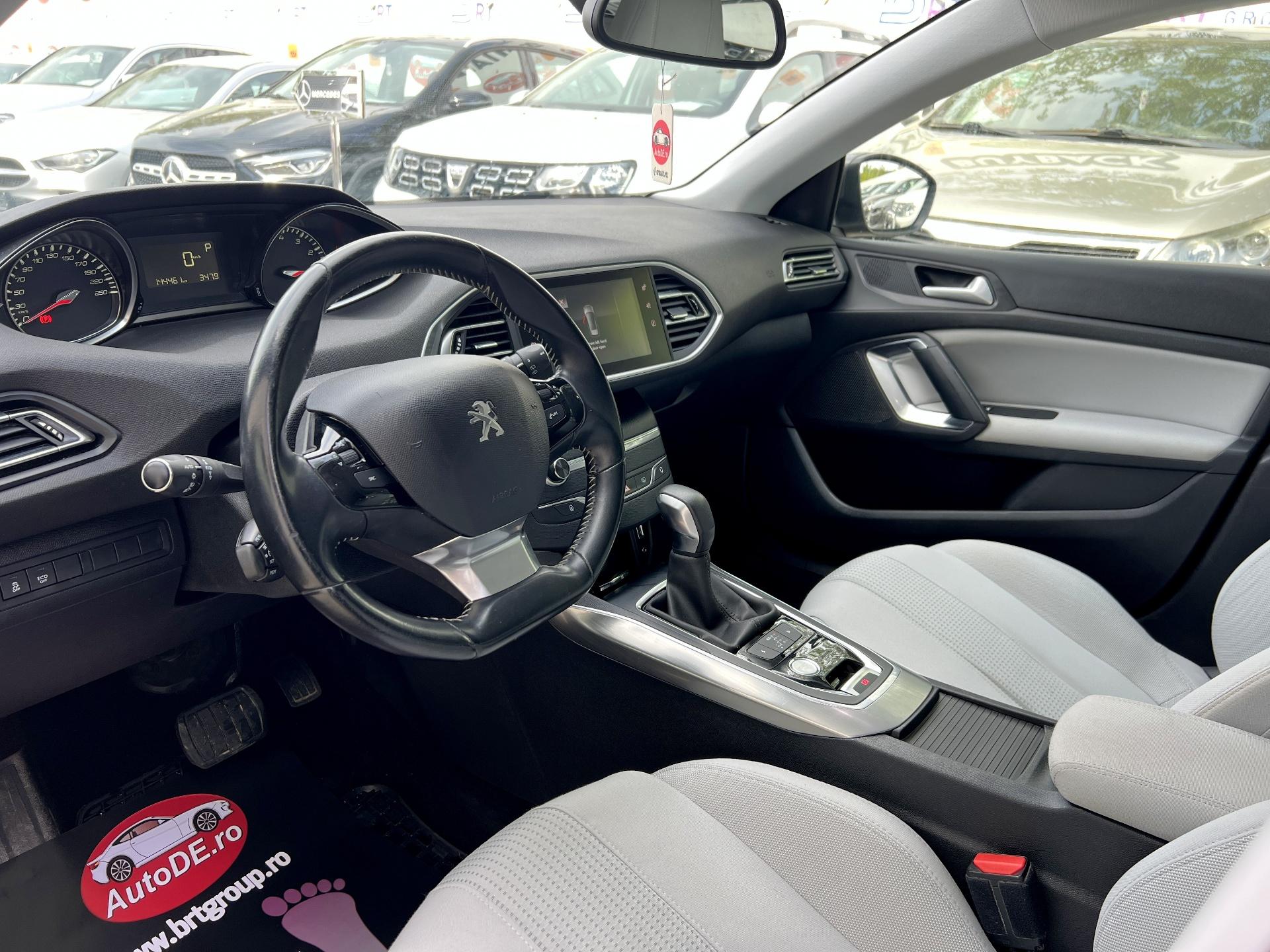 Peugeot-308