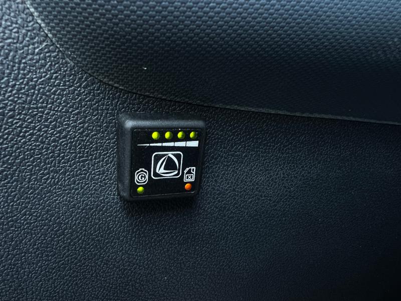 Car Thumb