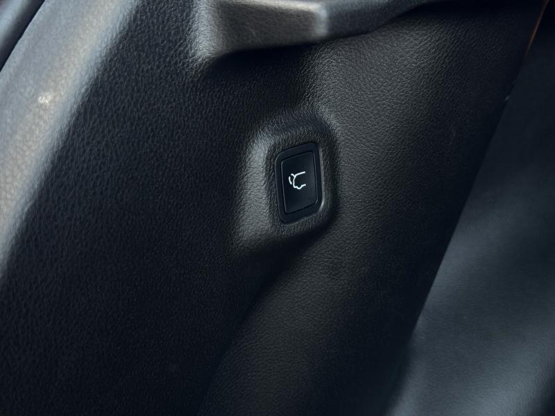 Car Thumb