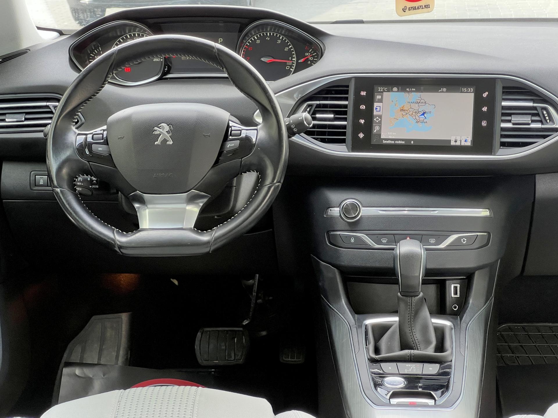 Peugeot-308