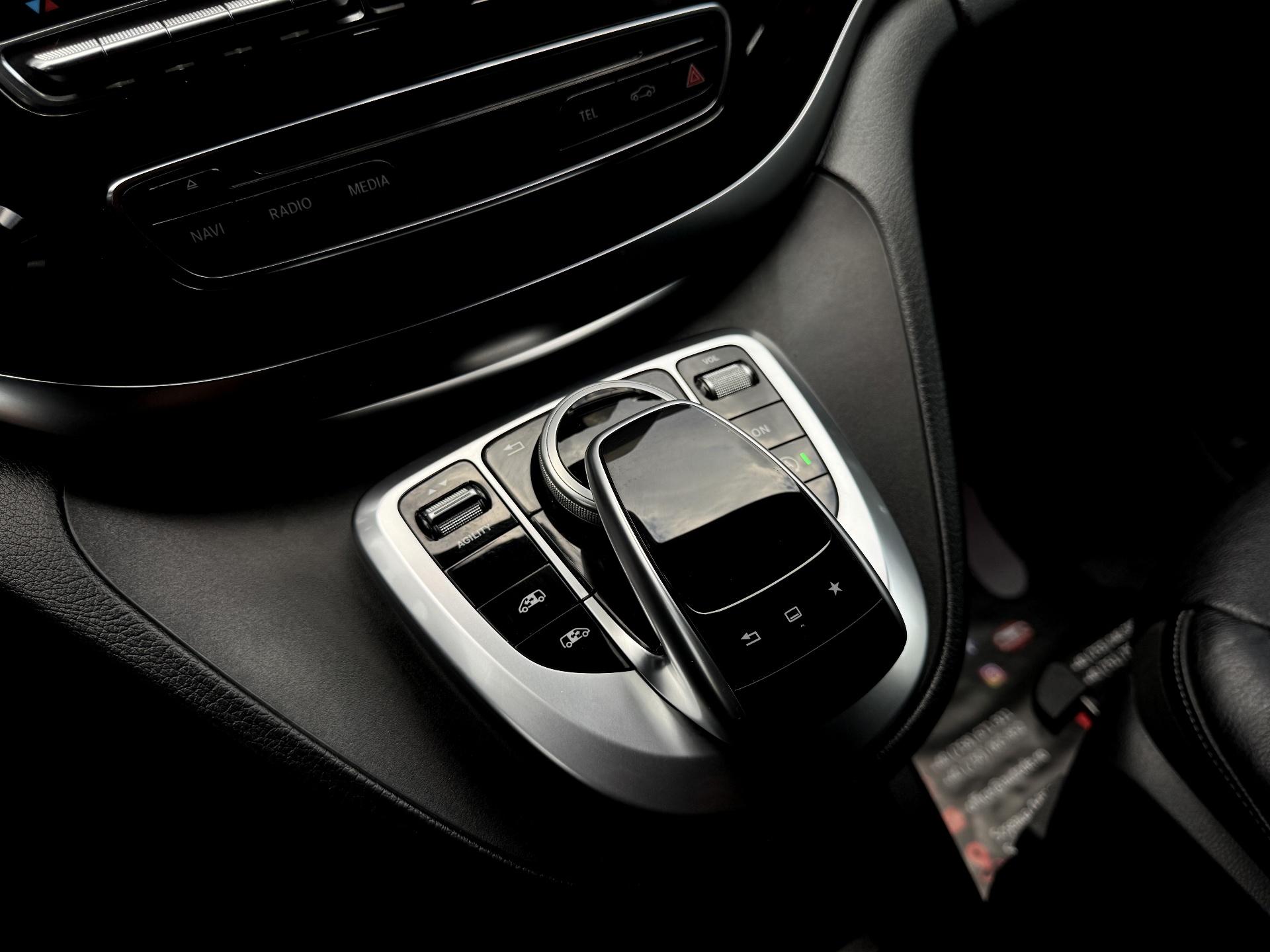Mercedes-Benz-V