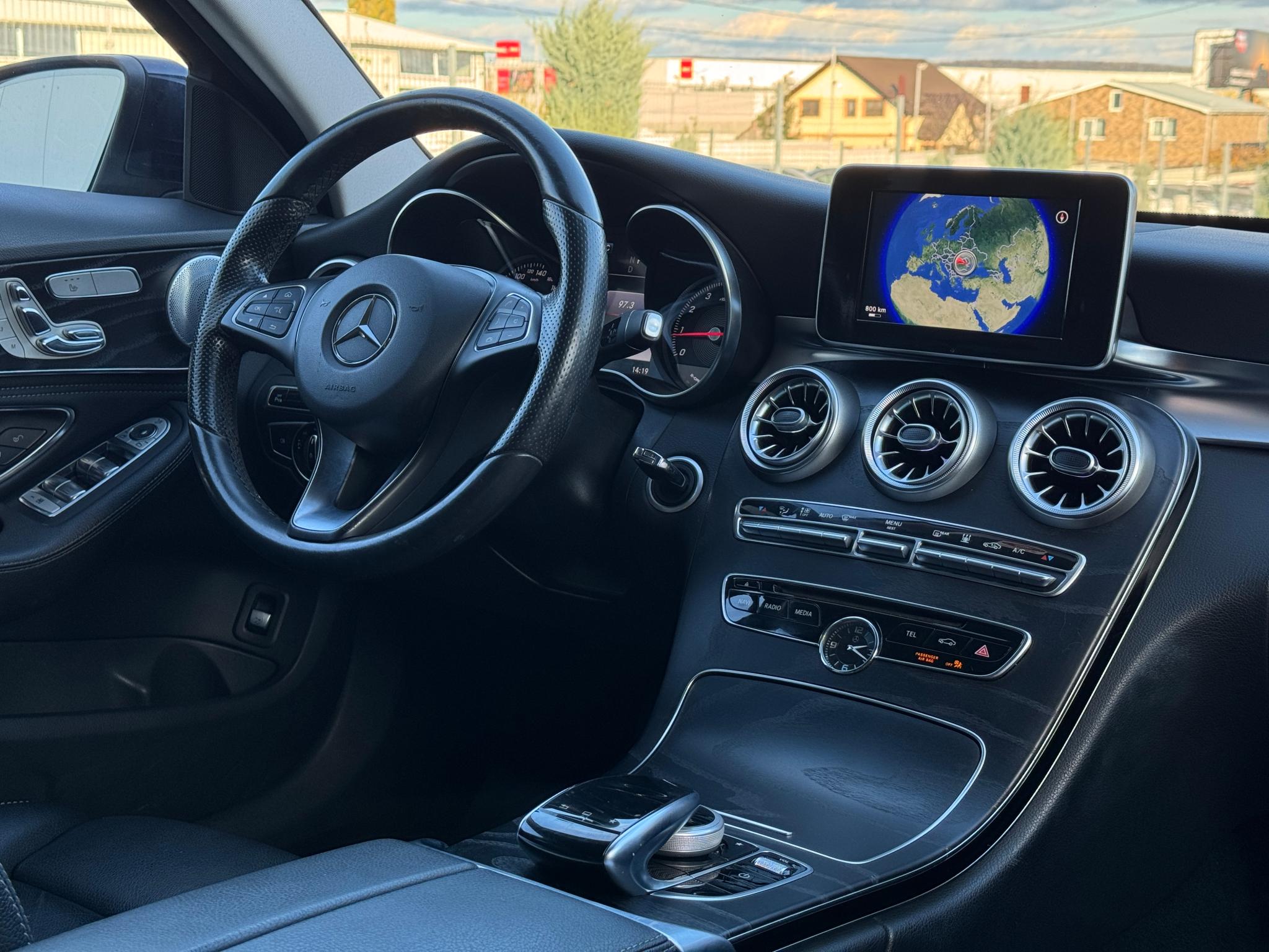Mercedes-Benz-C