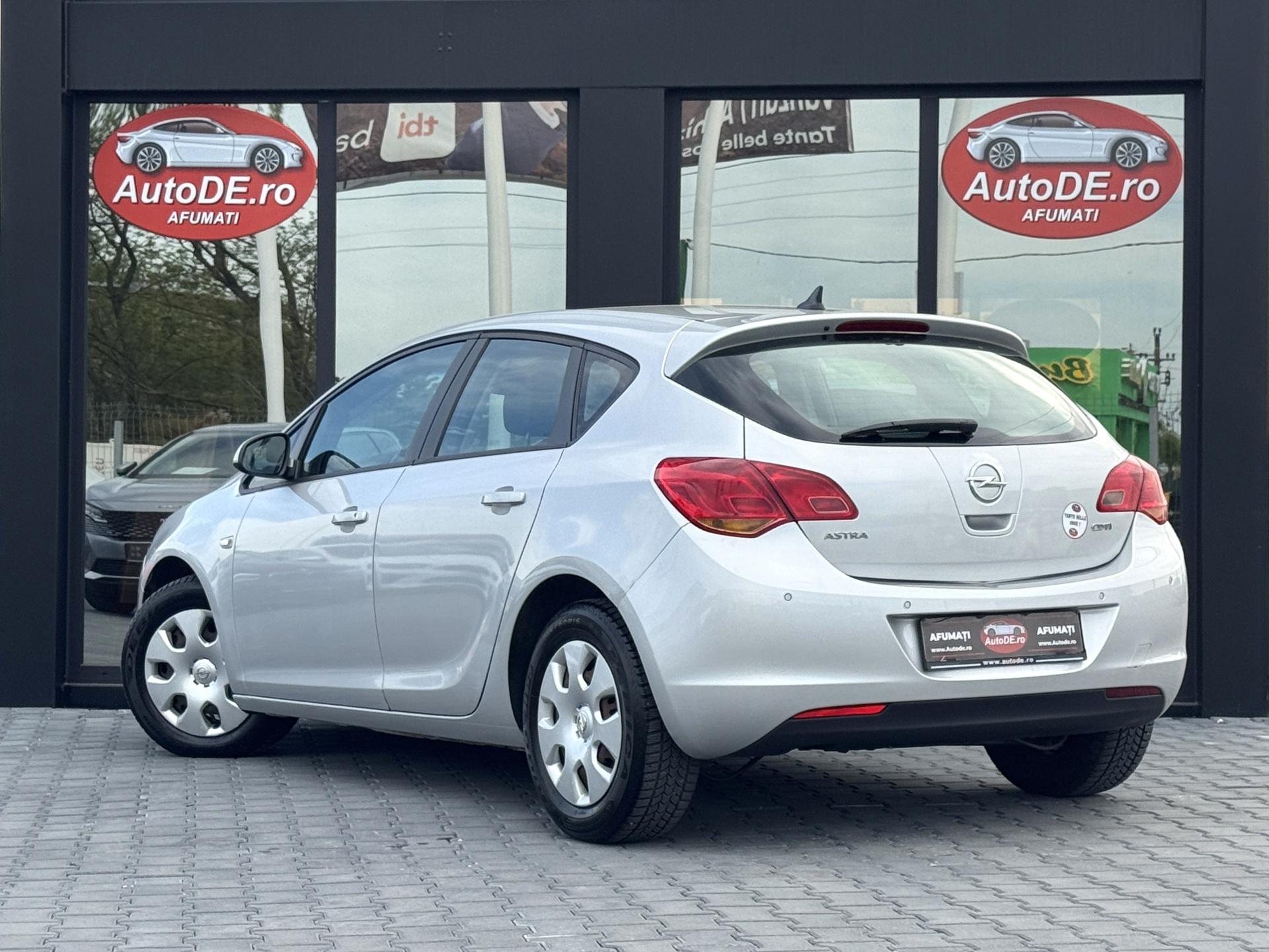 Opel-Astra