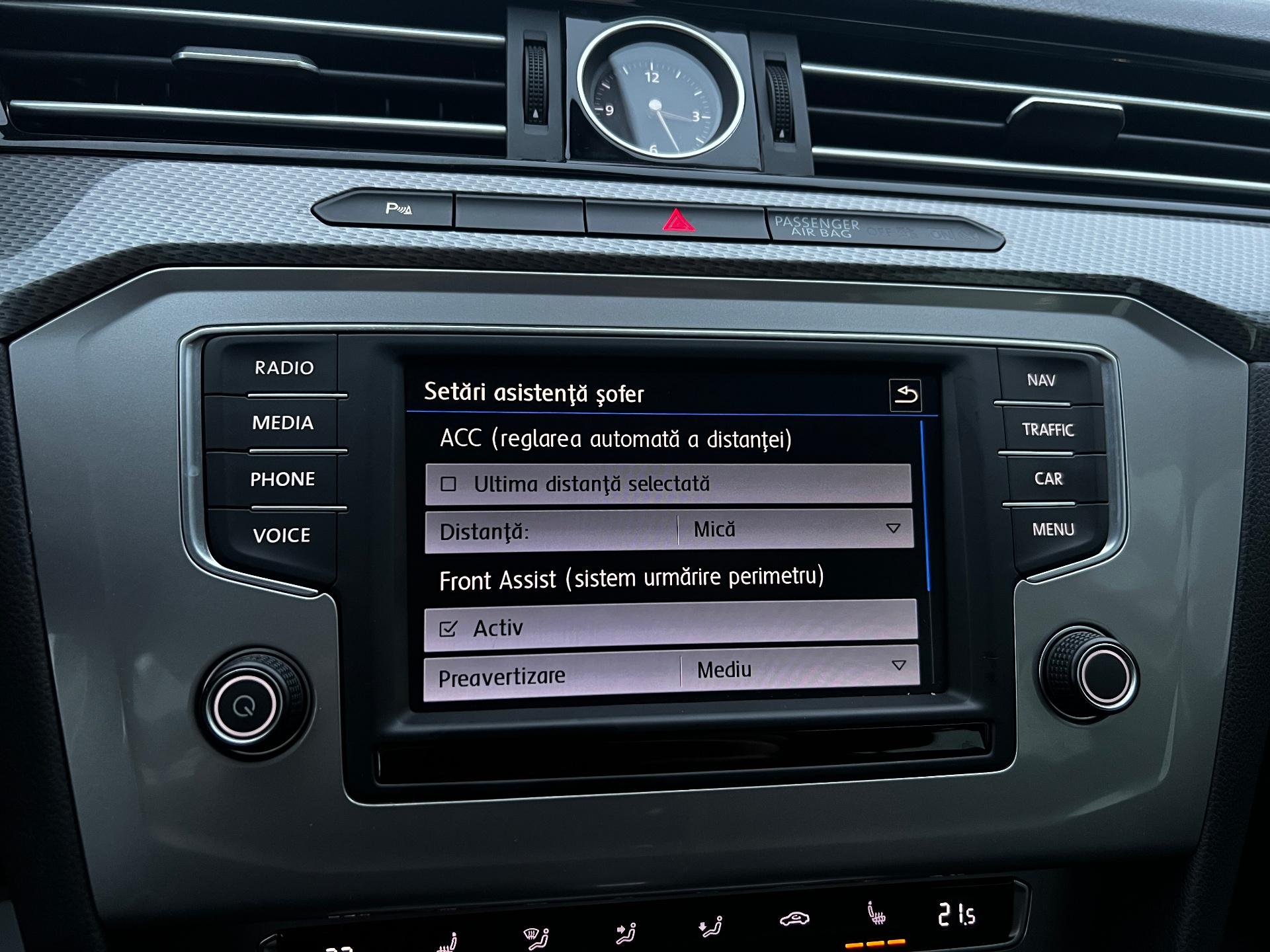 Volkswagen-Passat Alltrack