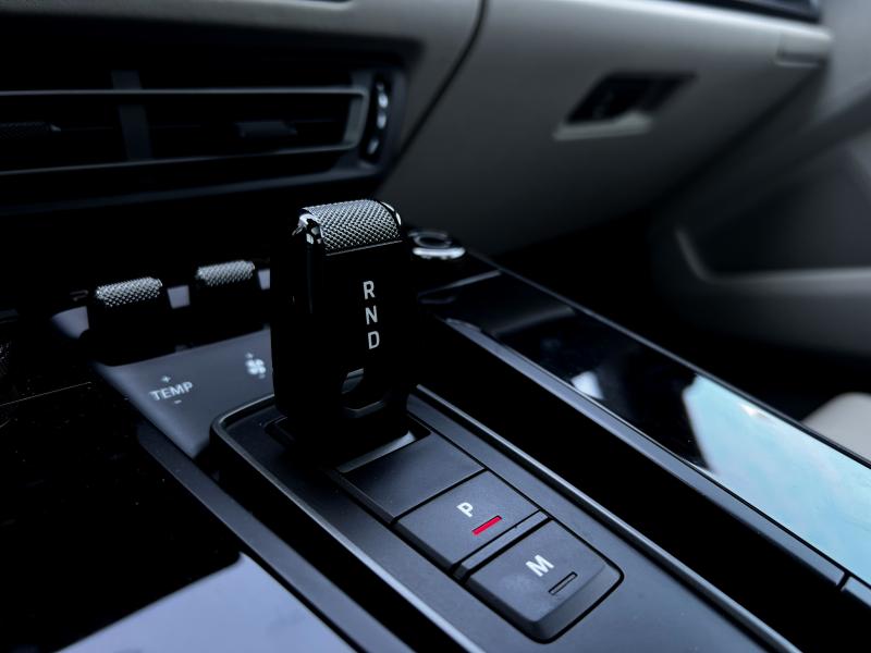 Car Thumb