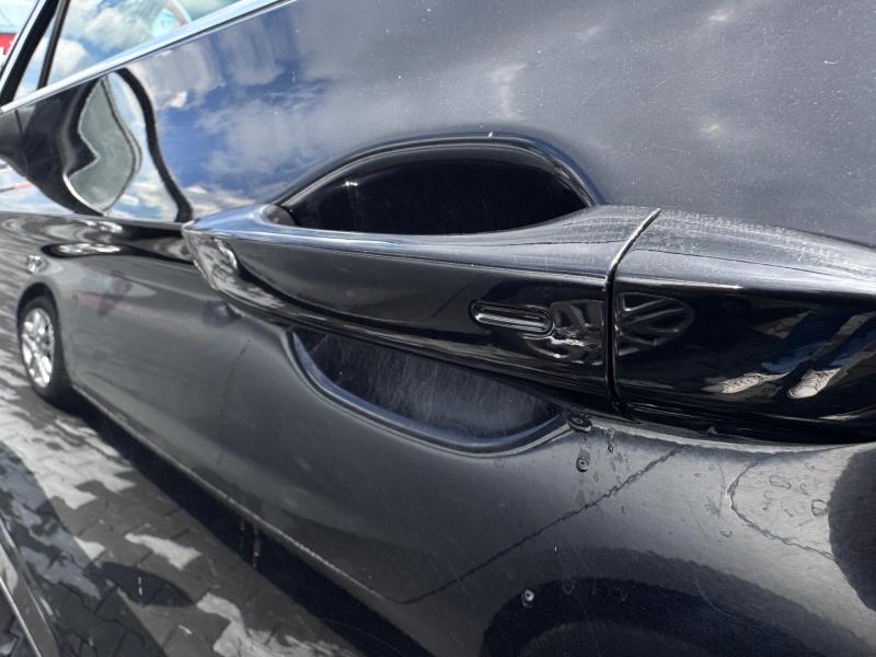 Car Thumb