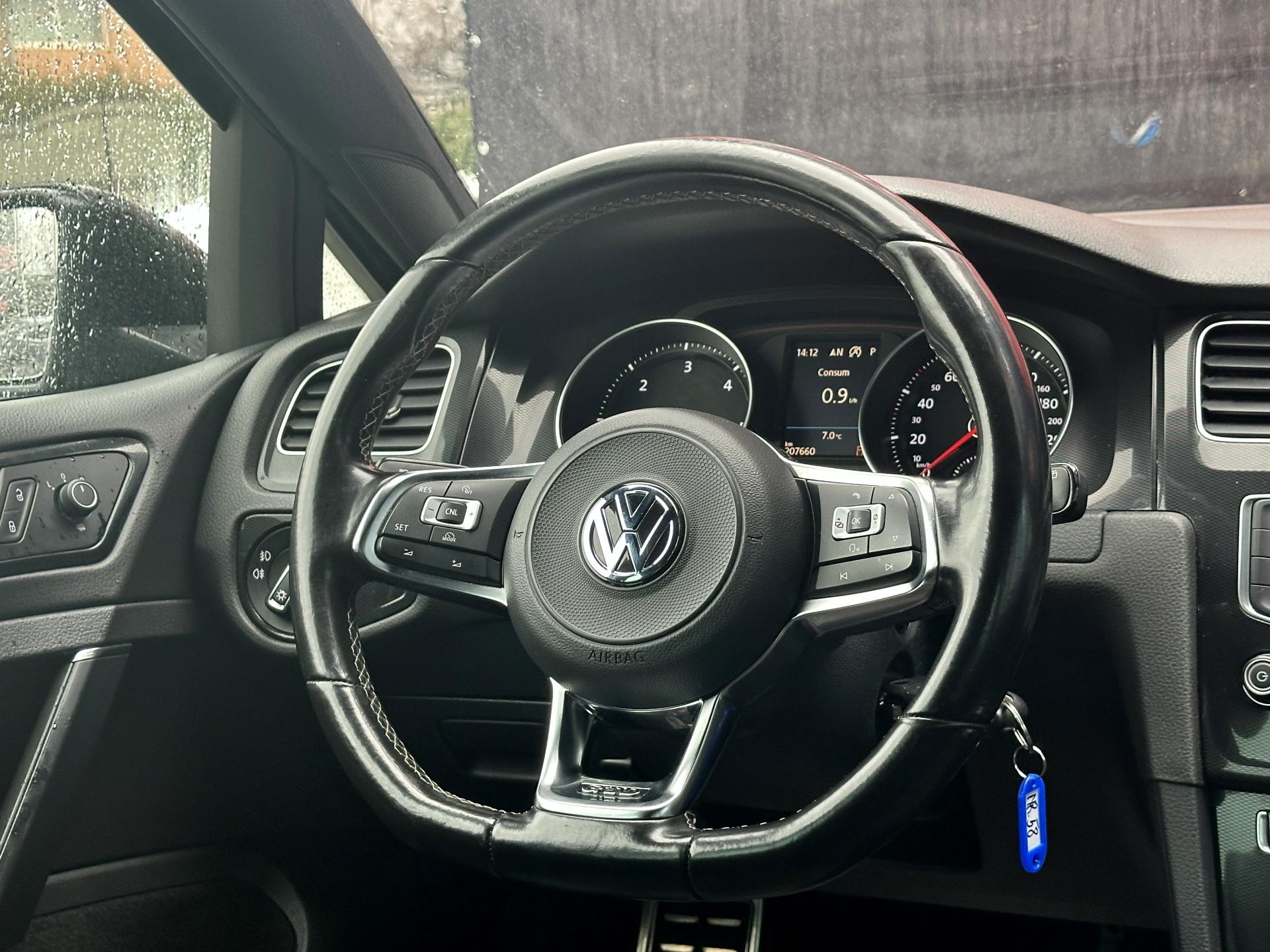 Volkswagen-Golf