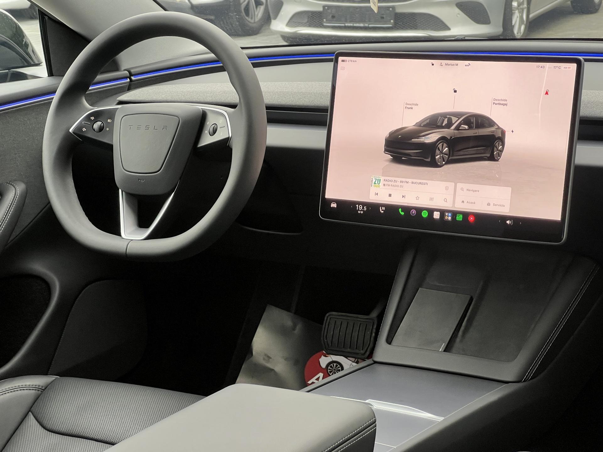 Tesla-Model 3