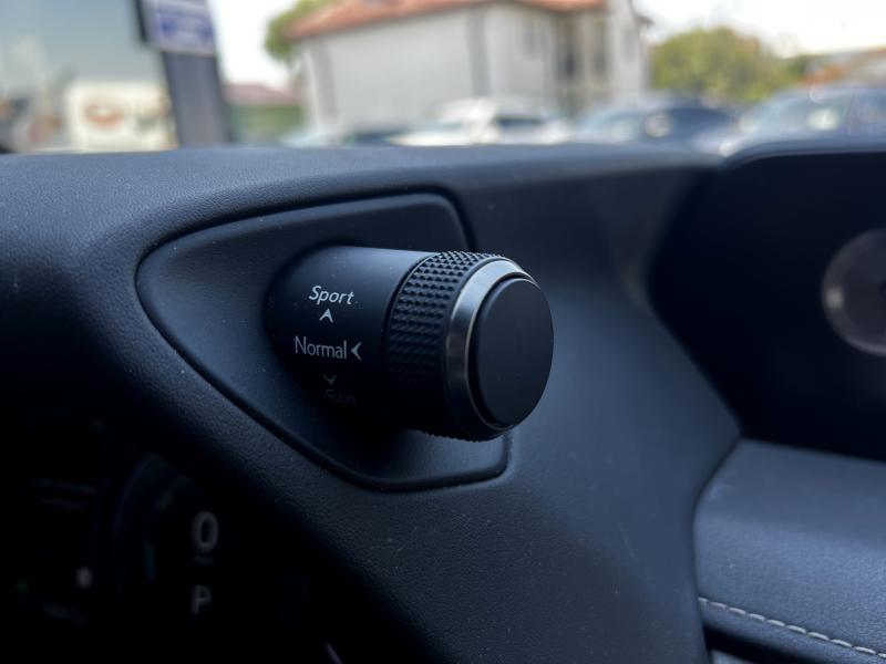 Car Thumb