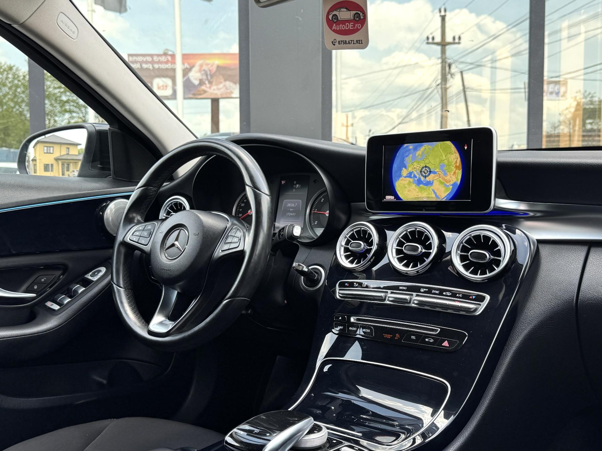 Mercedes-Benz-C
