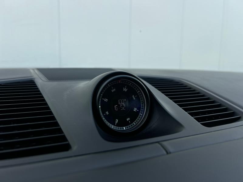 Car Thumb