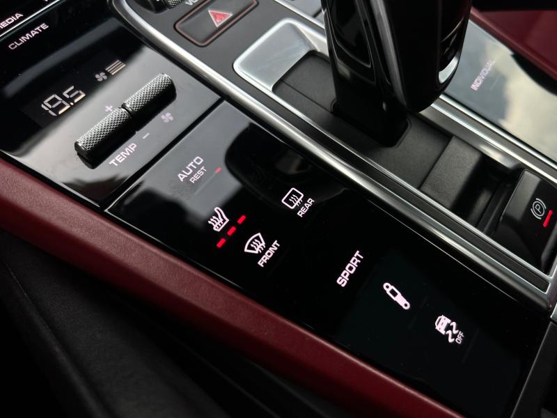 Car Thumb