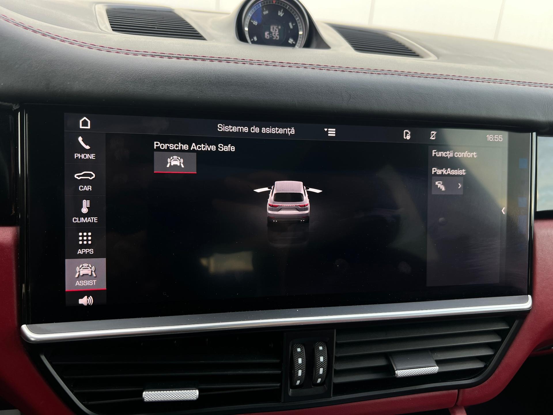 Porsche-Cayenne