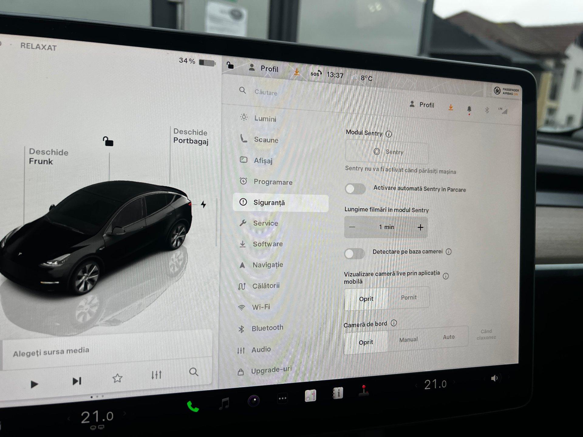 Tesla-Model Y