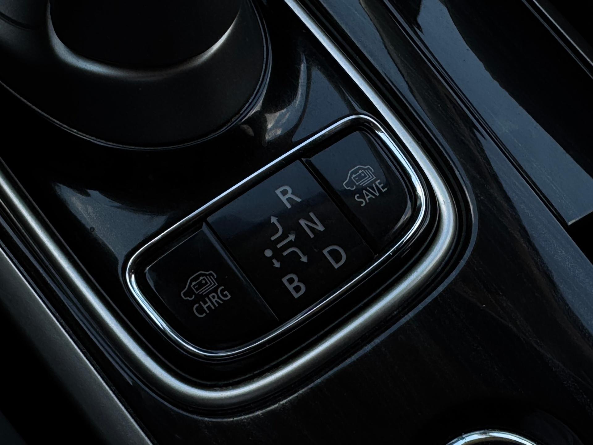 Mitsubishi-Outlander